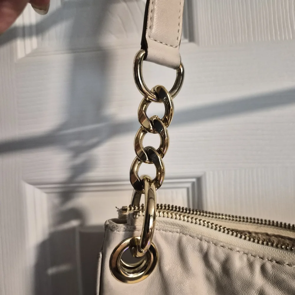 Michael Kors Bedford Medium Leather Shoulder‎ Bag - Vanilla/Cream